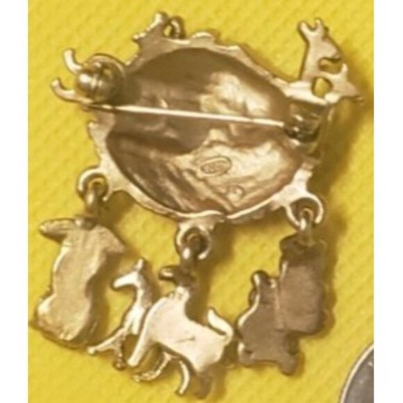 Vintage Signed Avon Noah's Ark Charm Brooch Pin Gold-Tone - Panda Zebra Gorilla - Picture 5 of 6